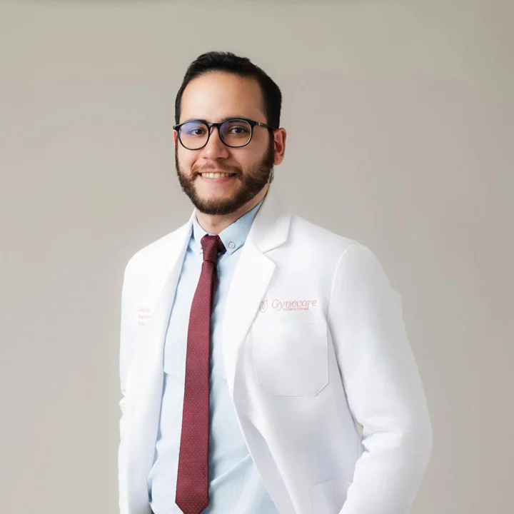 Dr. Daniel García Inzunza, cirujano general con alta especialidad en cirugía endocrina